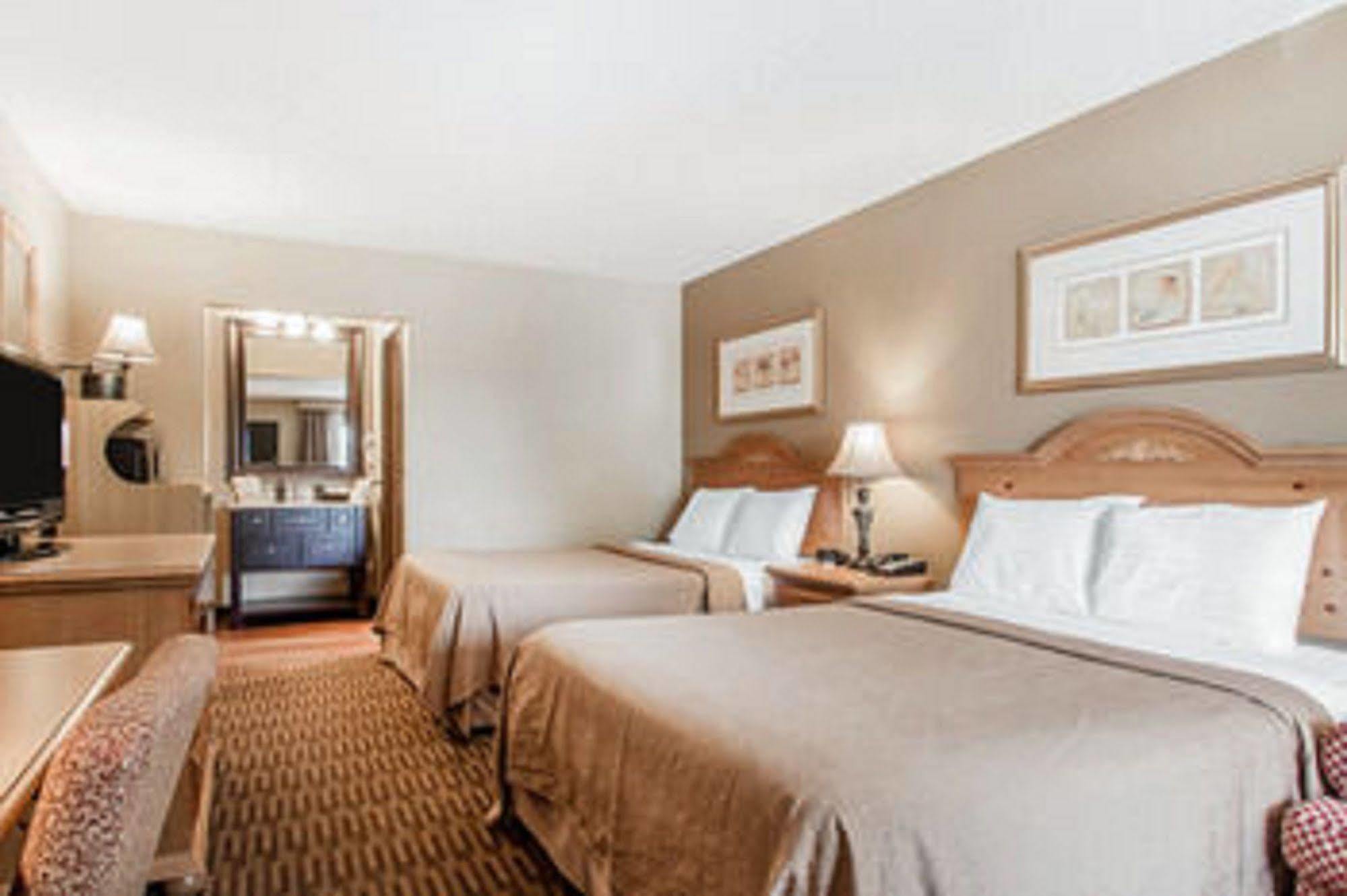 Quality Inn Us65 & E Battlefield Rd Springfield Luaran gambar